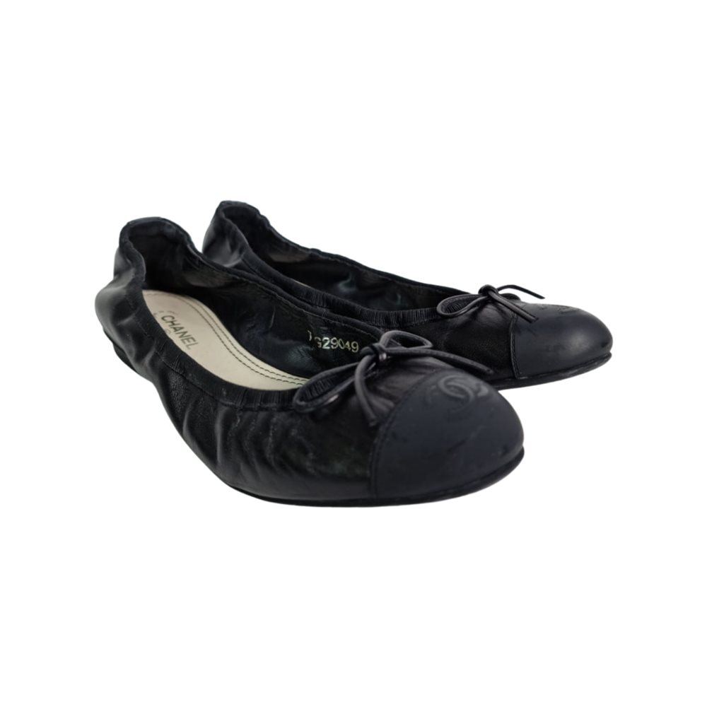 Chanel Black Ballerinas With a Bow TieSize:39.5 Chanel, Black  2000000040691