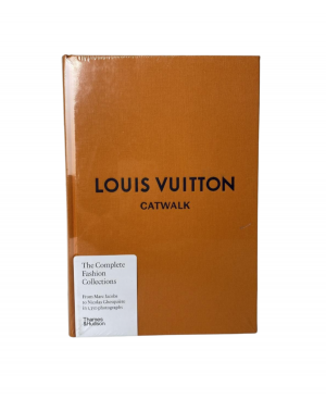 Louis Vuitton: Catwalk : the Complete Fashion Collections [Book]